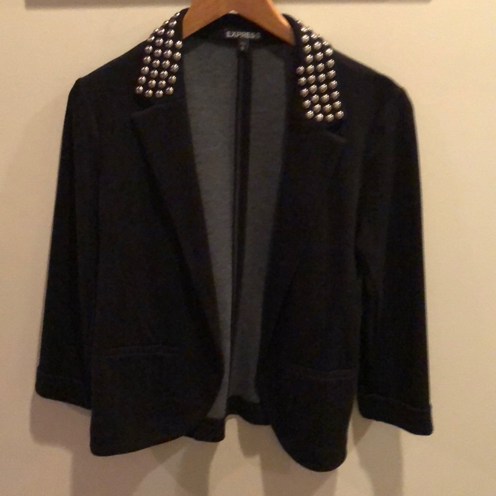 NWOT Express black crop blazer